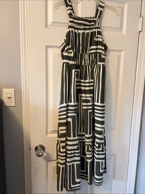 Sleeveless Maxi Dress in Olive Green & White Geometric Print